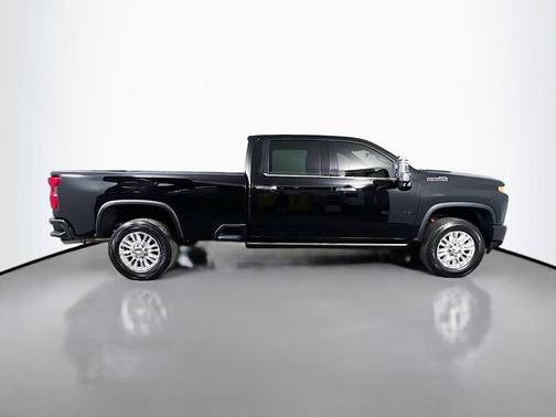 2022 Chevrolet Silverado 2500 High Country