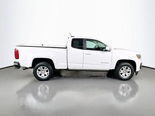 Summit White 2022 Chevrolet Colorado LT