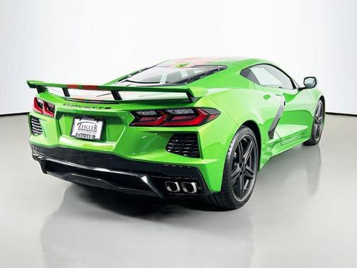 2026 Chevrolet Corvette Stingray w/2LT