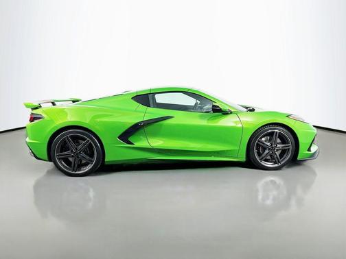 2026 Chevrolet Corvette Stingray w/2LT