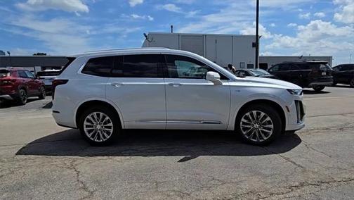 2022 Cadillac XT6 Premium Luxury AWD