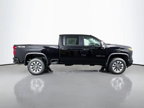 2026 Chevrolet Silverado 2500 Custom