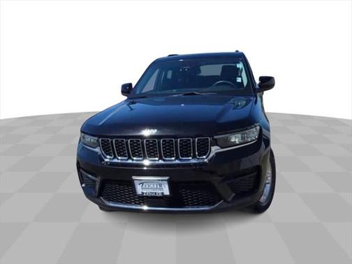 2022 Jeep Grand Cherokee Laredo