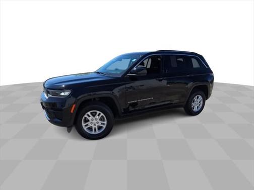 2022 Jeep Grand Cherokee Laredo