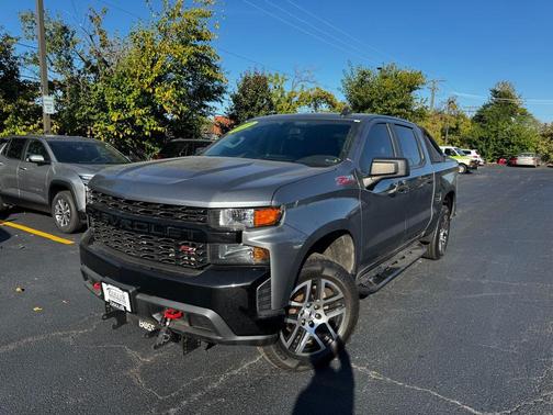 2019 Chevrolet Silverado 1500 Custom Trail Boss