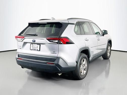 2023 Toyota RAV4 Hybrid LE