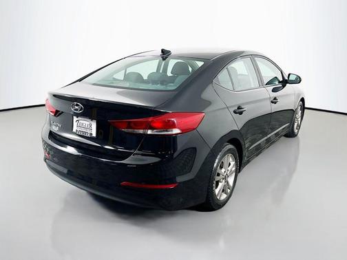 2017 Hyundai ELANTRA Value Edition