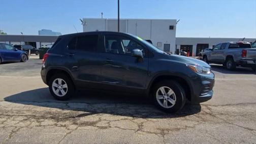 2022 Chevrolet Trax LS