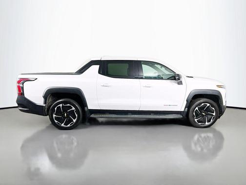 2026 Chevrolet Silverado EV LT