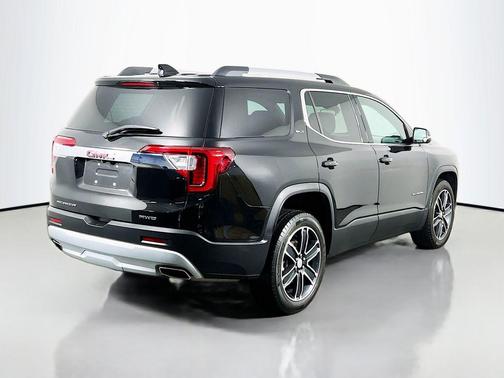 2023 GMC Acadia AWD SLT