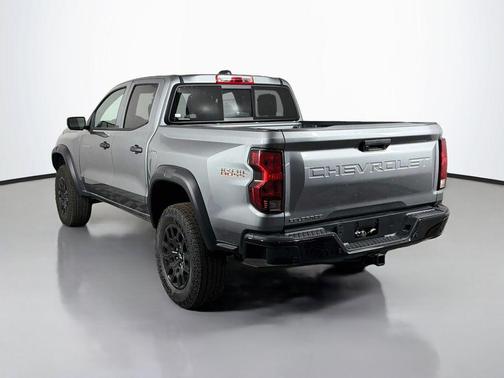 Sterling Gray Metallic 2026 Chevrolet Colorado Trail Boss