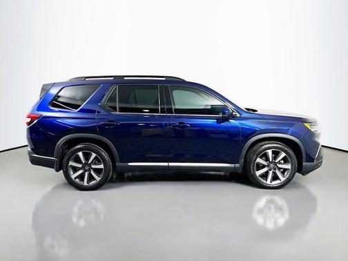 Blue Metallic 2023 Honda Pilot Touring 8-Passenger