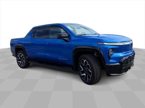 2025 Chevrolet Silverado EV RST