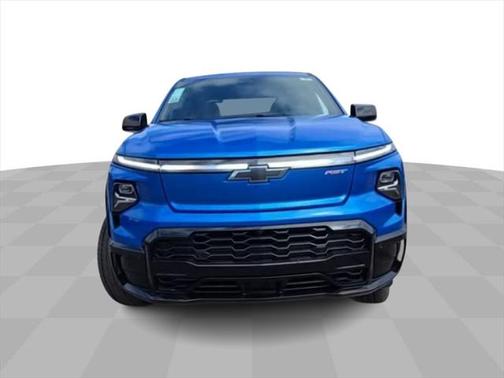 2025 Chevrolet Silverado EV RST