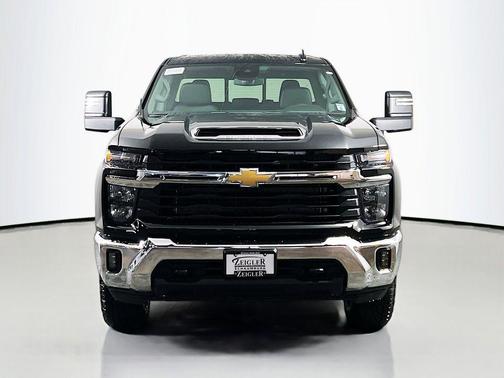 Black 2026 Chevrolet Silverado 2500 LT