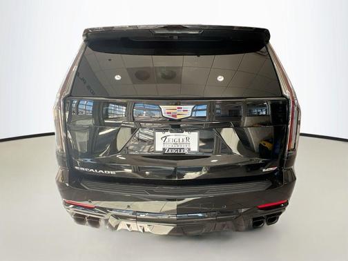 2025 Cadillac Escalade V-Series