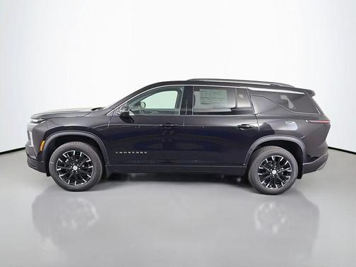 Mosaic Black Metallic 2026 Chevrolet Traverse LT