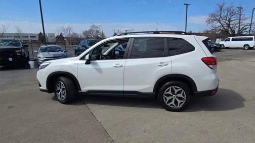 2022 Subaru Forester Premium