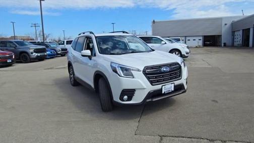 2022 Subaru Forester Premium