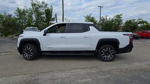 2025 Chevrolet Silverado EV LT