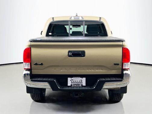 2017 Toyota Tacoma SR5