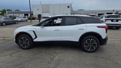 2025 Chevrolet Blazer EV eAWD LT