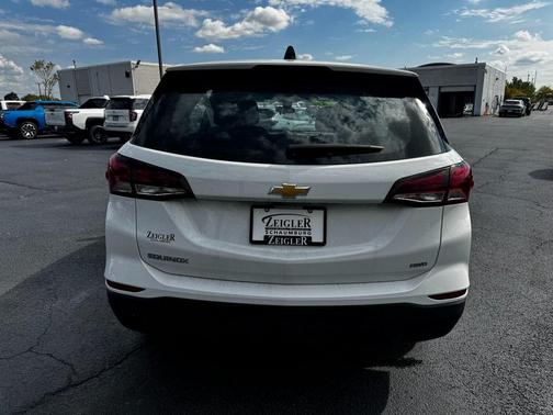 2022 Chevrolet Equinox LS