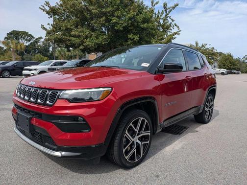 Red Hot Pearlcoat 2024 Jeep Compass Limited
