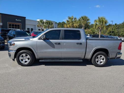 2025 RAM 1500 Big Horn Crew Cab 4x4 57' Box