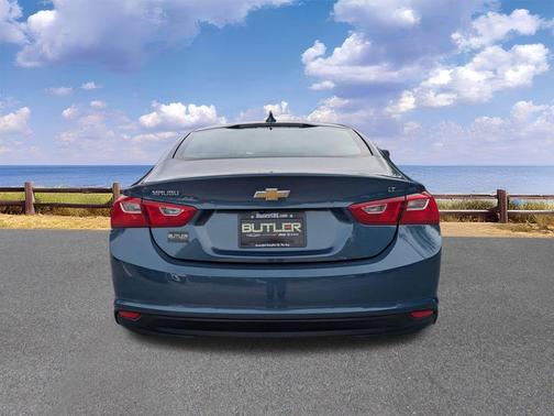 Lakeshore Blue Metallic 2025 Chevrolet Malibu FWD 1LT