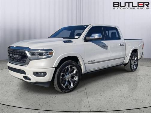 2022 RAM 1500 Limited Crew Cab 4x4 57' Box