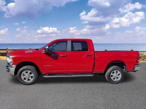 2024 RAM 2500 Big Horn Crew Cab 4x4 64' Box