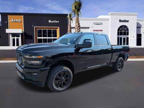 Diamond Black Crystal Pearlcoat 2026 RAM 2500 Big Horn Crew Cab 4x4 6'4' Box