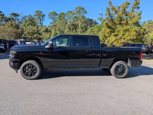 Diamond Black Crystal Pearlcoat 2026 RAM 2500 Laramie Mega Cab 4x4 6'4' Box