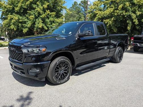 2025 RAM 1500 Big Horn Crew Cab 4x4 64' Box