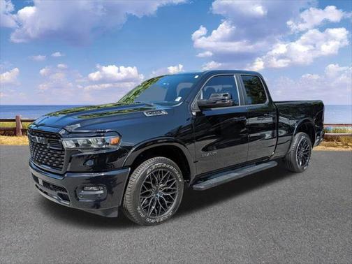 2025 RAM 1500 Big Horn Crew Cab 4x4 64' Box