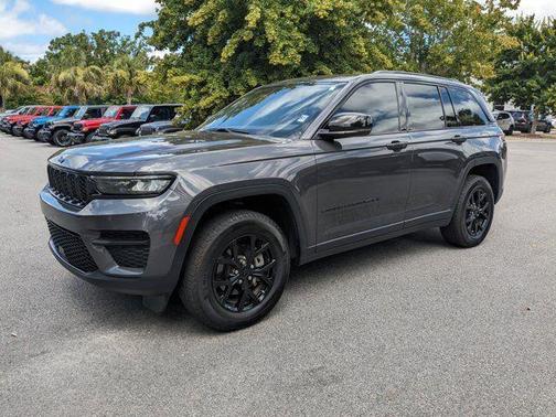 2024 Jeep Grand Cherokee Altitude 4x2