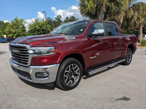 2025 RAM 1500 Laramie Crew Cab 4x4 57' Box