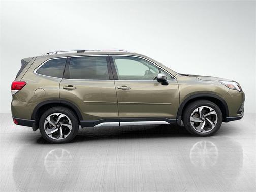 2022 Subaru Forester Touring