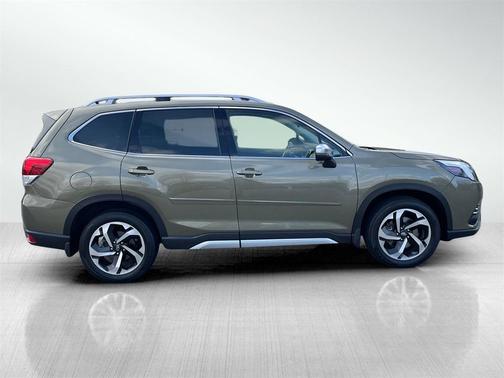 2022 Subaru Forester Touring