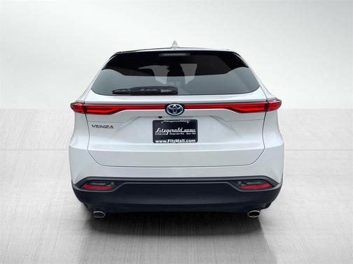 2024 Toyota Venza LE