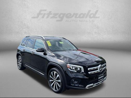 Night Black 2023 Mercedes-Benz GLB 250 4MATIC