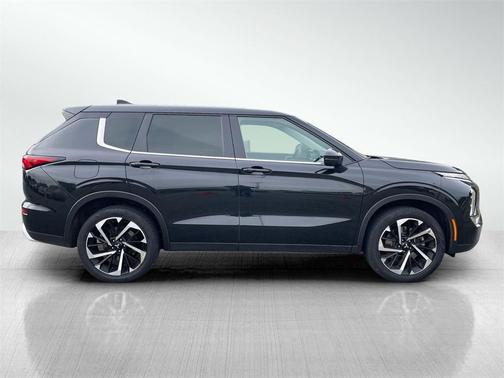 2024 Mitsubishi Outlander SE Black Edition S-AWC