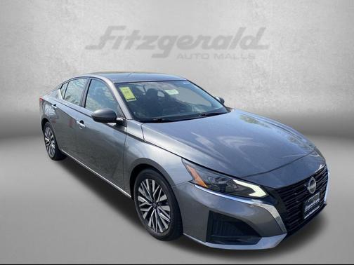 Gun Metallic 2023 Nissan Altima 2.5 SV