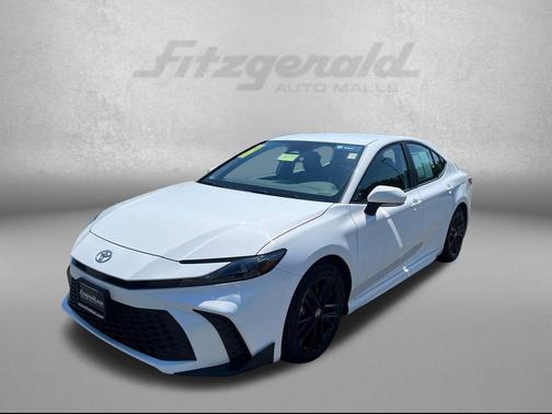Ice Cap 2025 Toyota Camry SE
