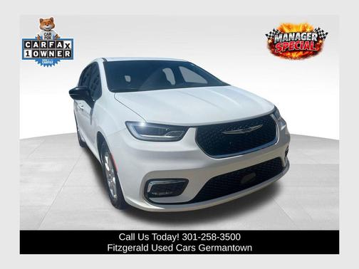 2024 Chrysler Pacifica Touring