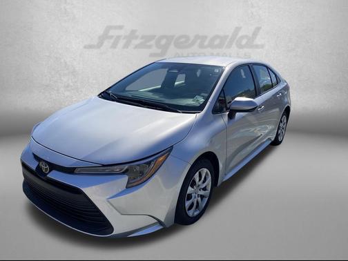 Classic Silver Metallic 2025 Toyota Corolla LE