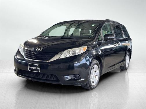 2014 Toyota Sienna LE