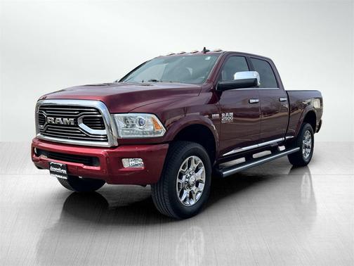 2017 RAM 2500 Limited Crew Cab 4x4 6'4' Box