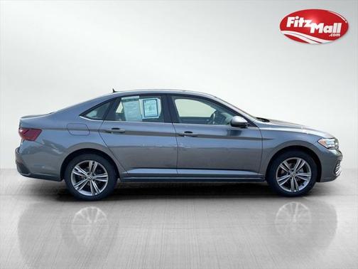 2024 Volkswagen Jetta 1.5T SE